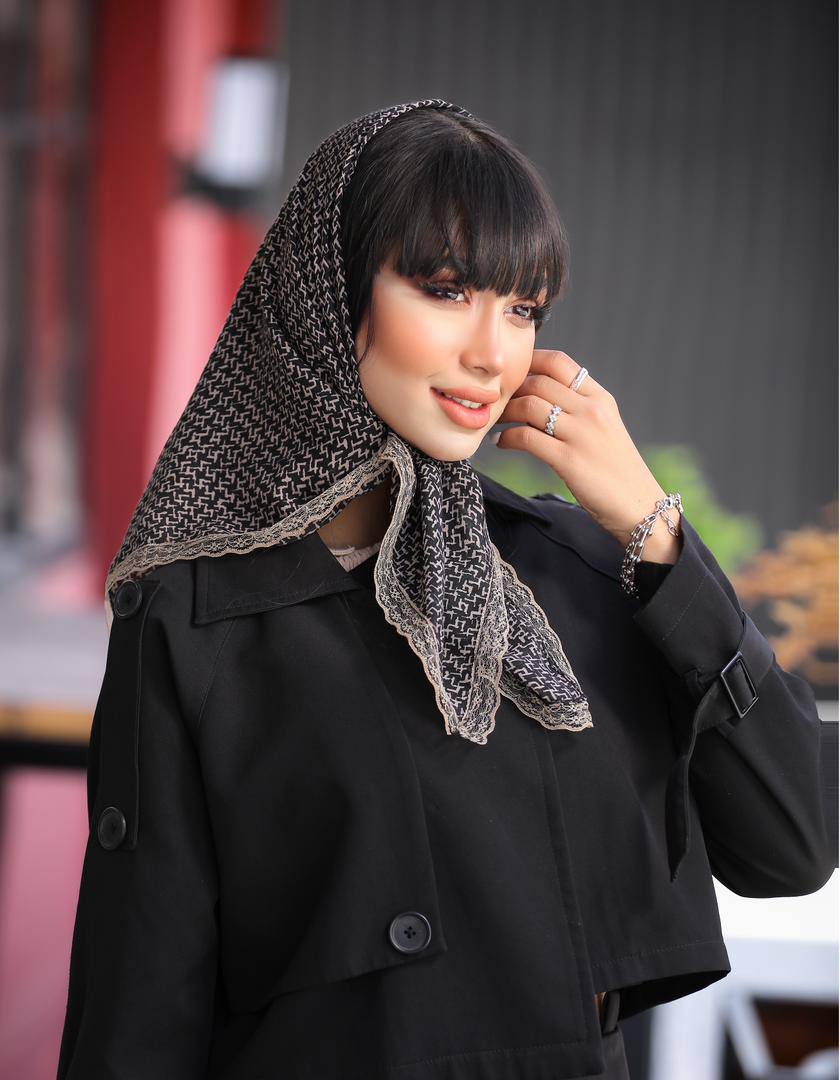 روسری نخی دور دانتل