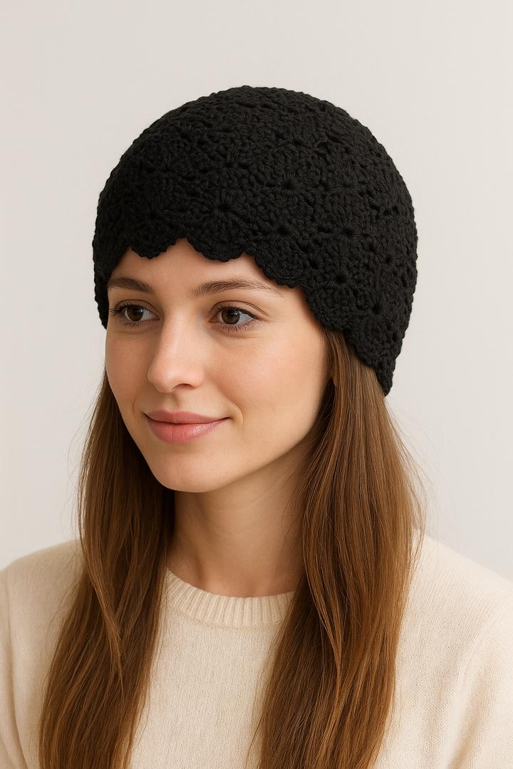 کلاه نئو قلاب‌بافی مشکی – ترند خاص و شیک امسا