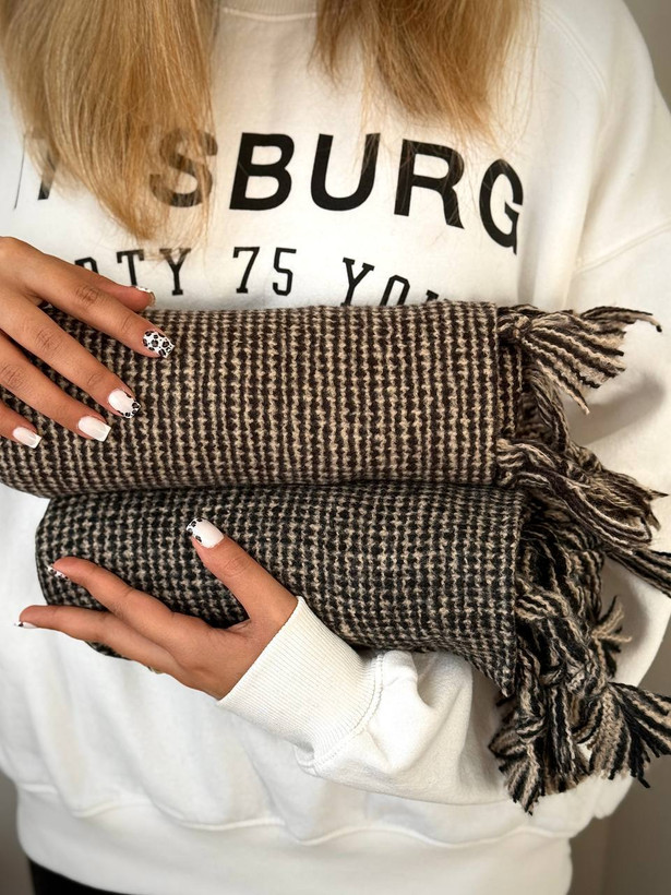 شال موهر پاییزی طرح چهارخانه ریز